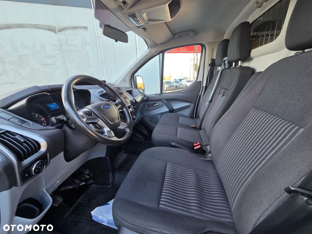 Ford Transit Custom - 31