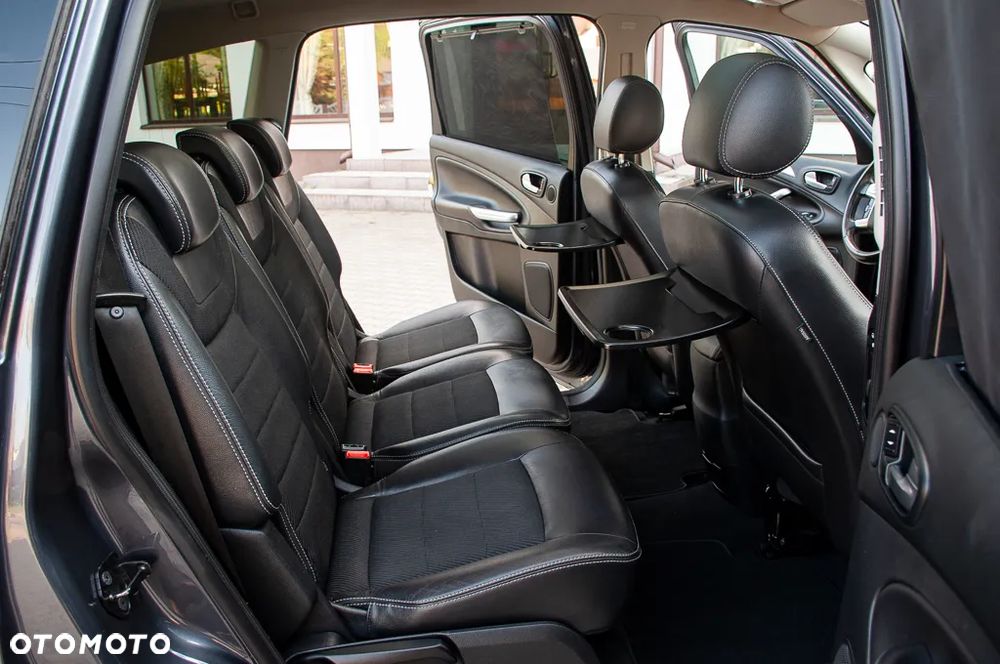 Ford S-Max 2.0 TDCi DPF Titanium X - 21