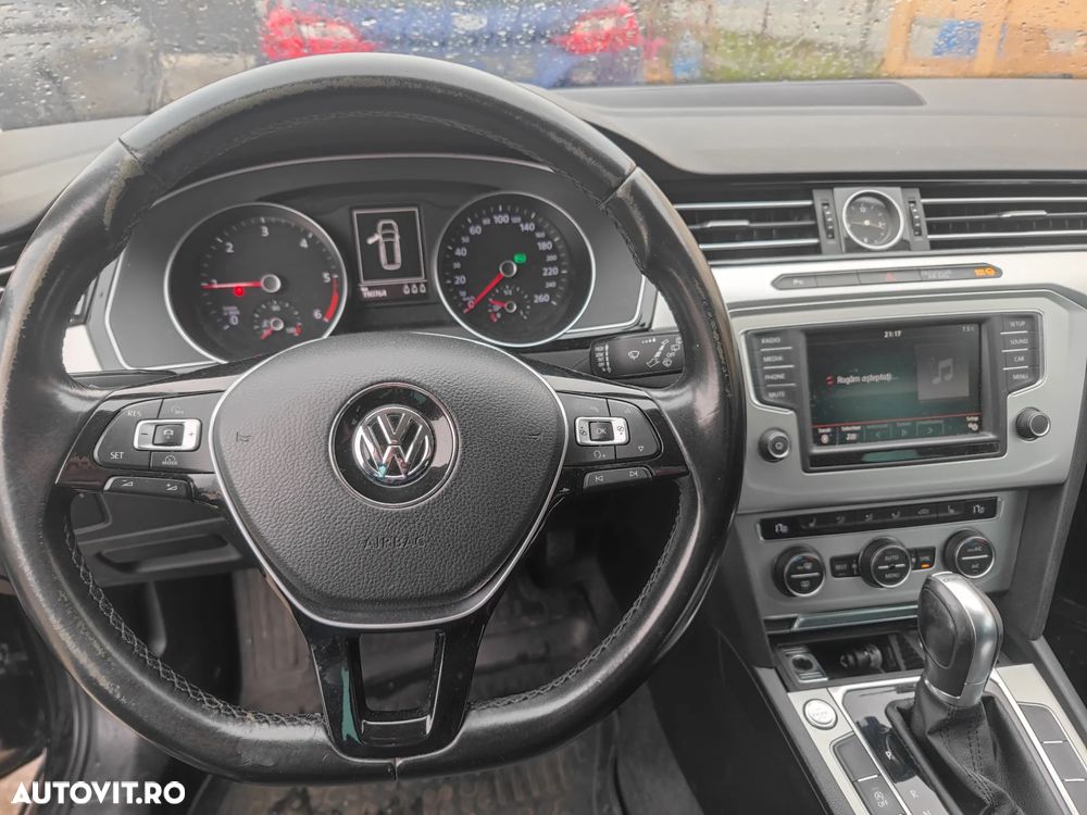 Volkswagen Passat 2.0 TDI DSG Highline - 6