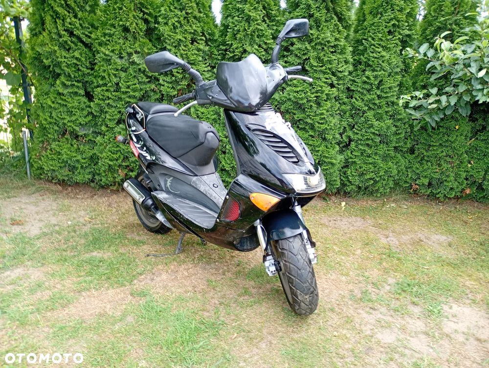 Aprilia SR - 5