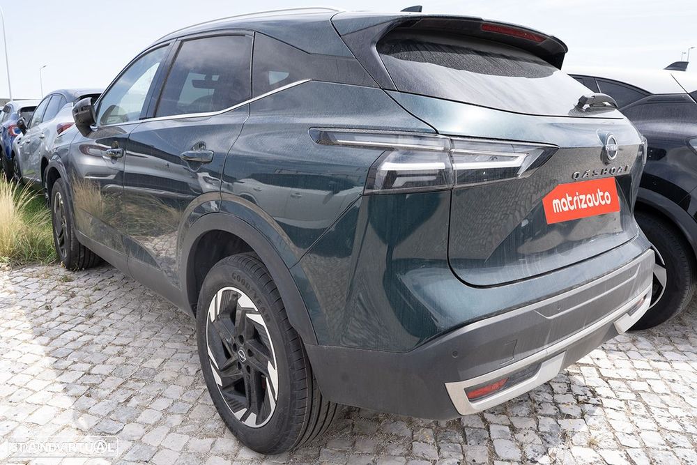Nissan Qashqai 1.3 DIG-T N-Connecta LED Xtronic - 1