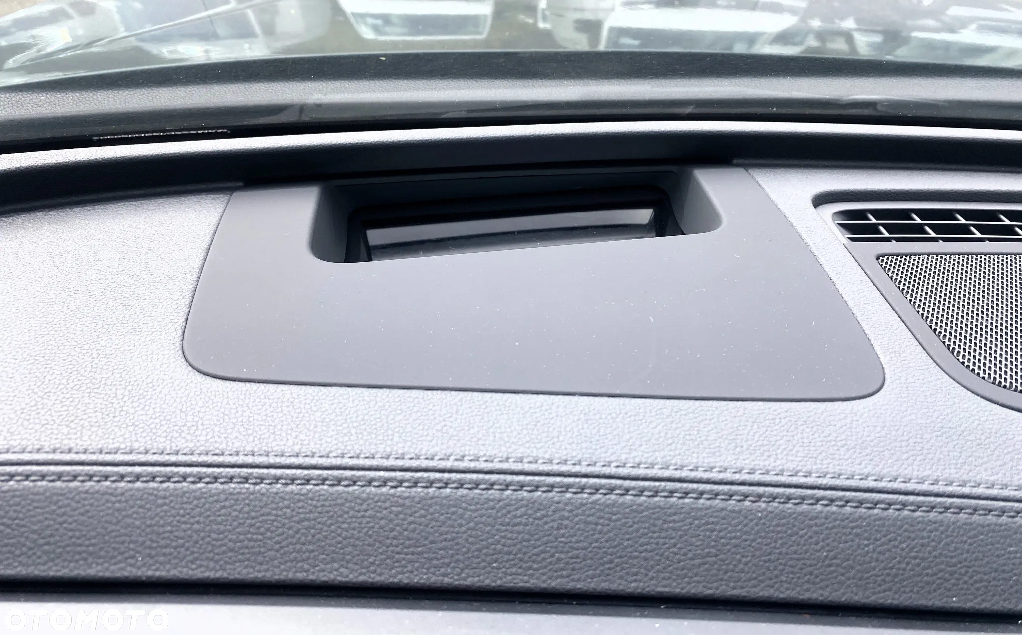 Volkswagen Passat - 18
