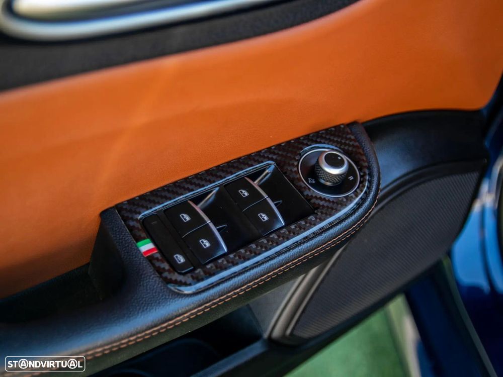 Alfa Romeo Giulia 2.2 D Super AT8 - 32