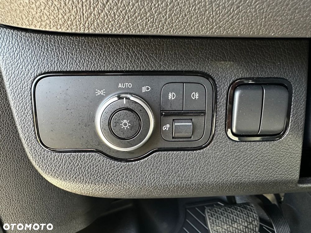Mercedes-Benz Sprinter - 18