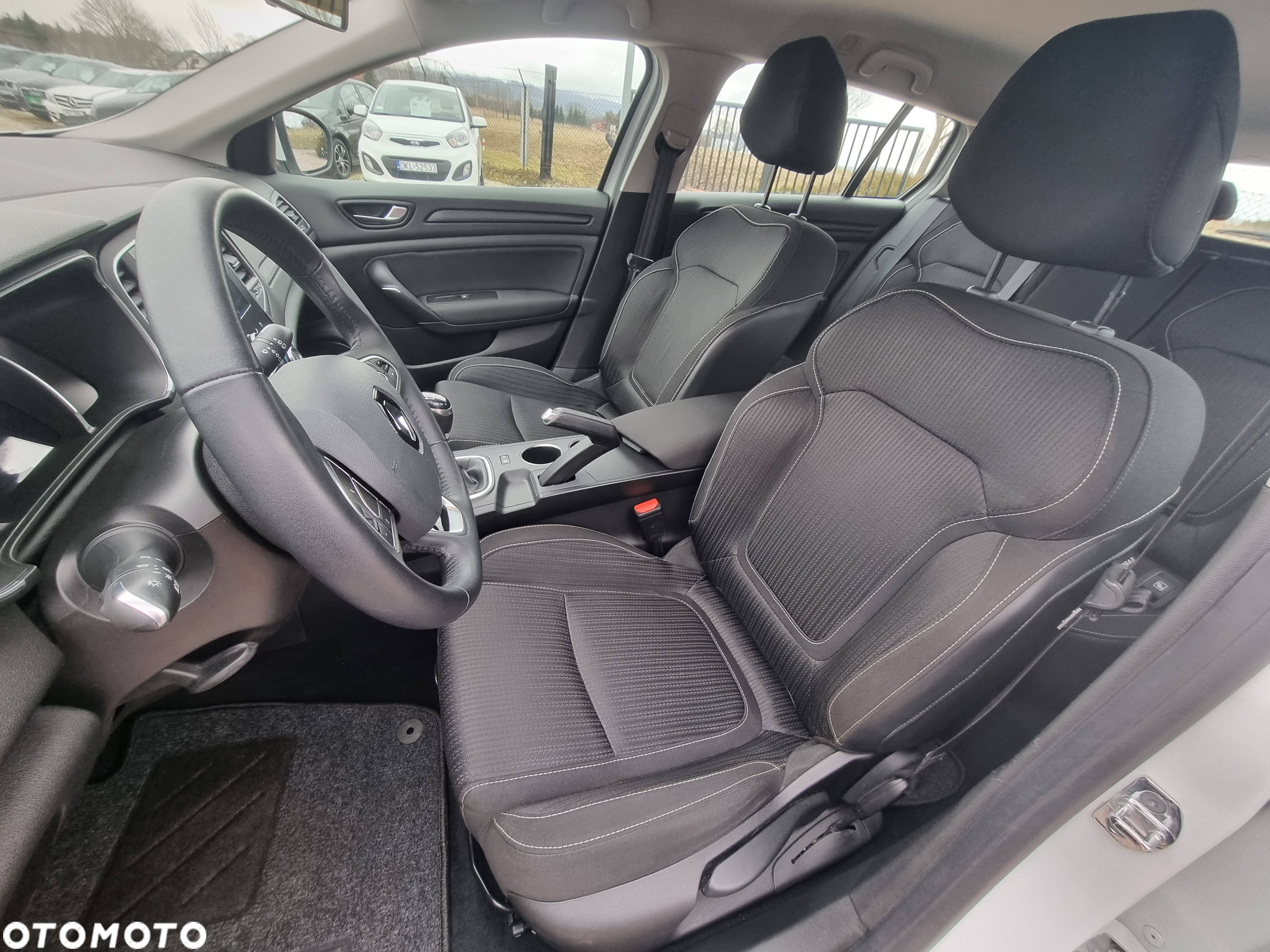 Renault Megane 1.5 dCi Zen - 10