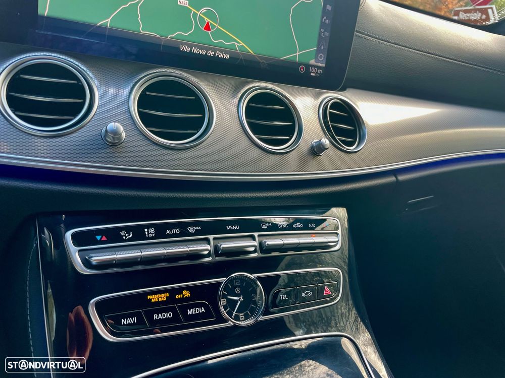Mercedes-Benz E 300 d AMG Line - 14