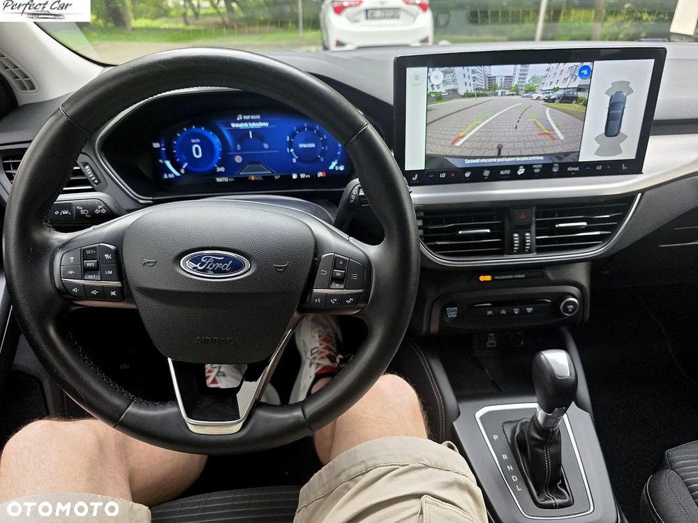 Ford Focus SW 1.0 EcoBoost Hybrid TITANIUM X - 14