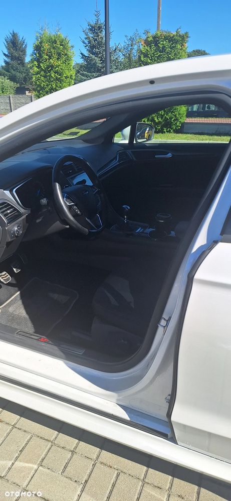 Ford Mondeo 2.0 TDCi ST-Line - 13