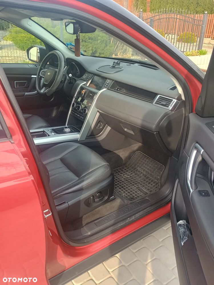 Land Rover Discovery Sport TD4 HSE - 12