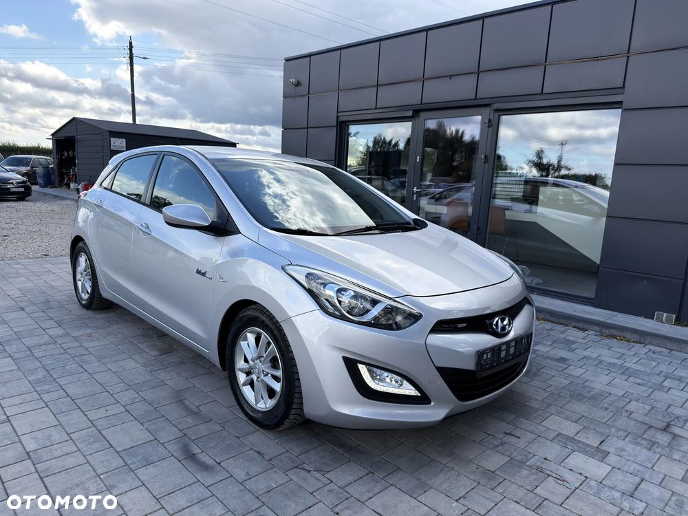 Hyundai i30 1.6 GDI Premium - 12