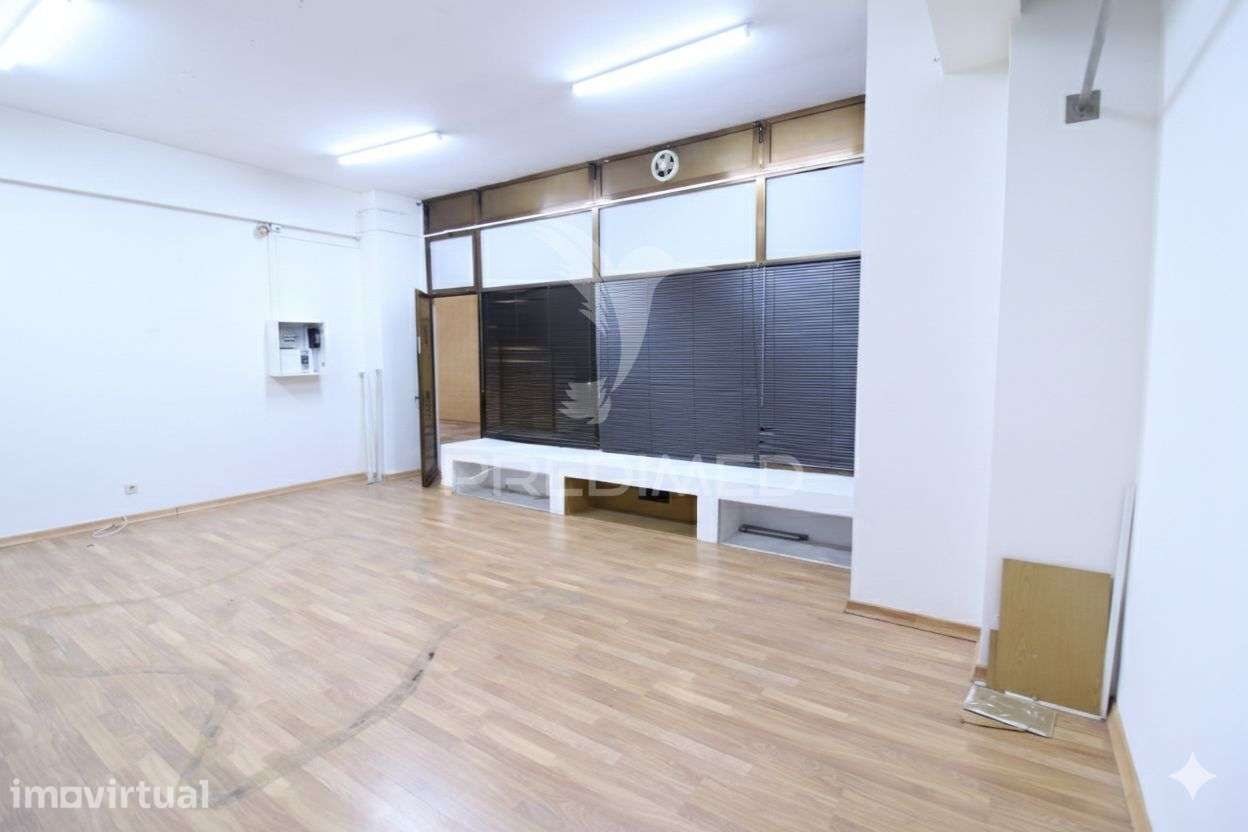 investimento-Espaço Comercial 30 m² no Carvalhido com rentabilidade... - Grande imagem: 4/7