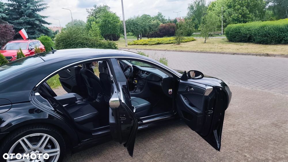 Mercedes-Benz CLS 320 CDI - 40
