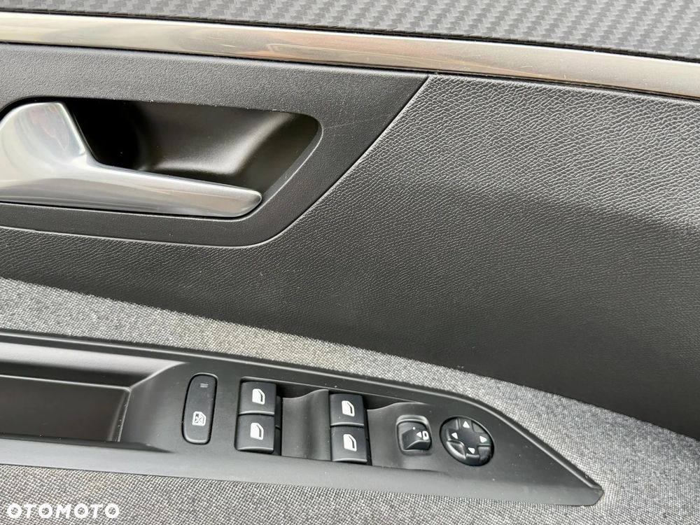 Peugeot 3008 BlueHDi 130 Stop & Start EAT8 Active Business-Paket - 23