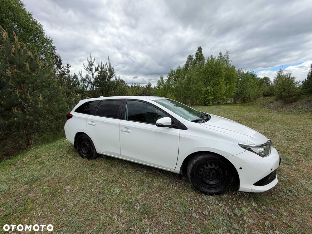 Toyota Auris - 3