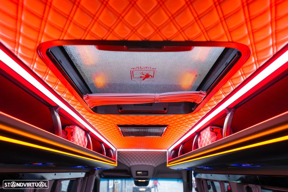 Mercedes Benz Sprinter - 11