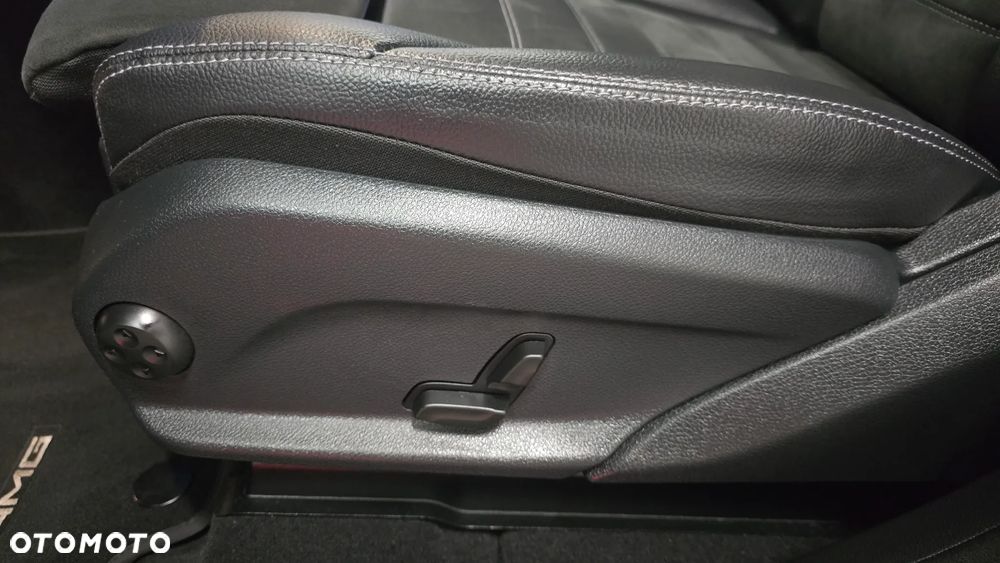 Mercedes-Benz GLC 300 de 4Matic 9G-TRONIC AMG Line Plus - 13