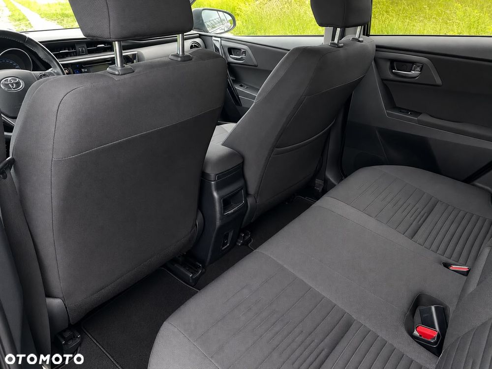 Toyota Auris 1.2 Turbo Edition S+ - 10