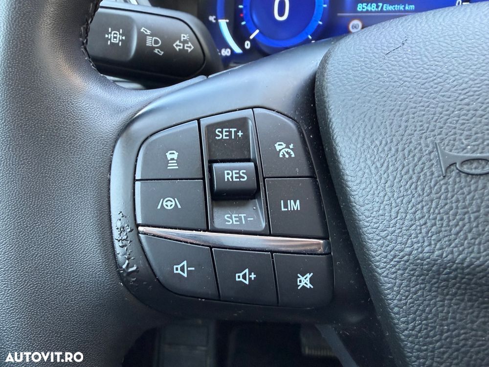 Ford Kuga 2.5 Duratec FHEV AWD Titanium - 13