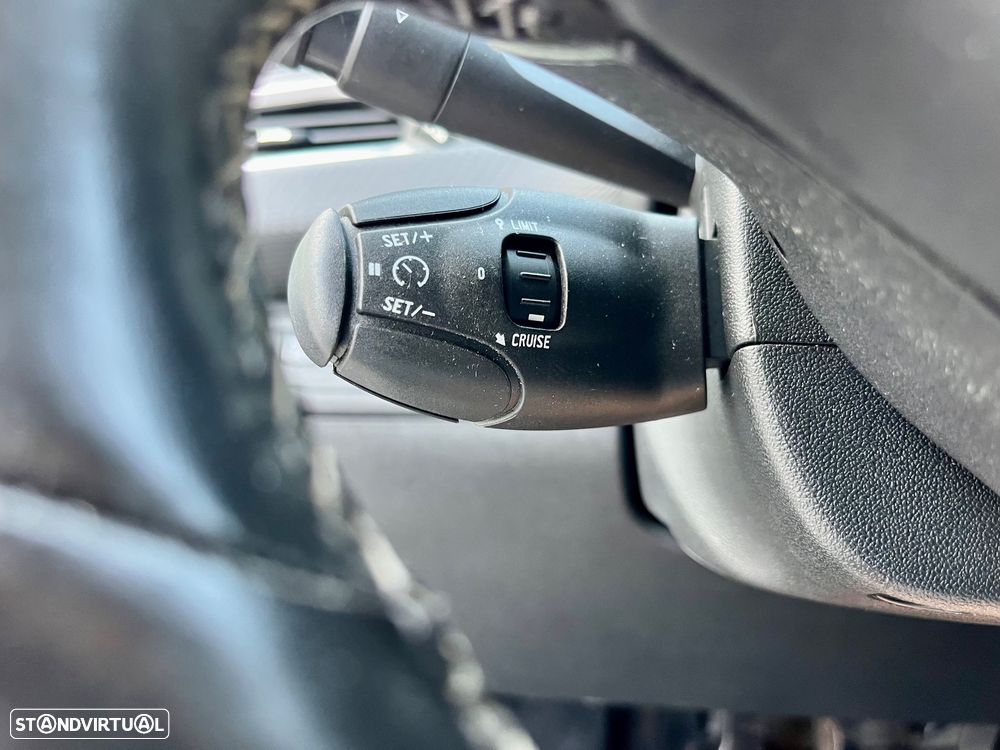 Peugeot 2008 PureTech 110 Stop&Start Business-Line - 35
