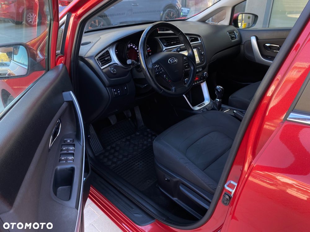 Kia Ceed 1.6 GDI L Business Line - 6