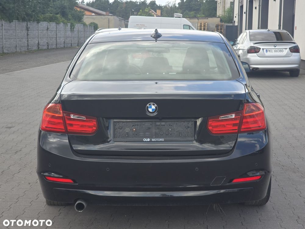 BMW Seria 3 2012 photo 5