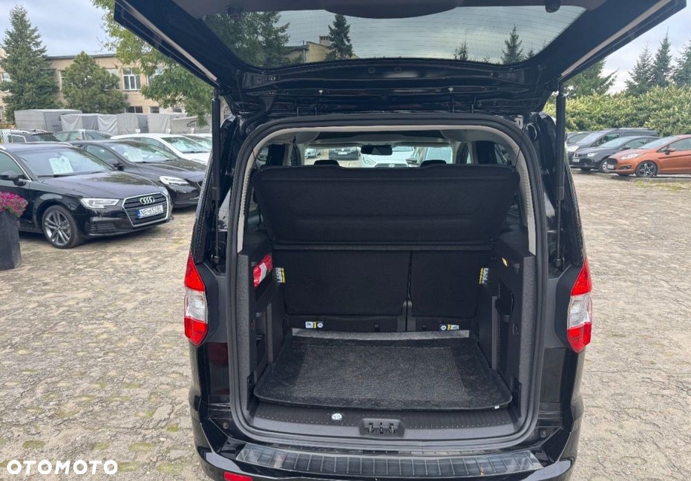 Ford Tourneo Courier - 6