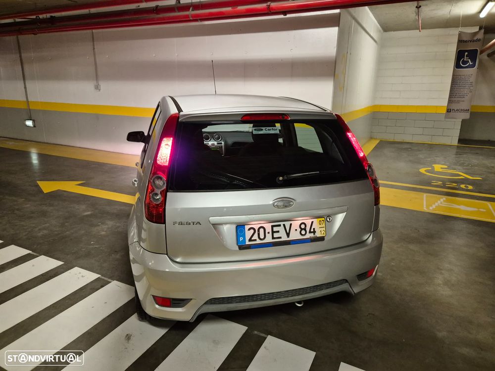 Ford Fiesta 1.25 Trend - 12