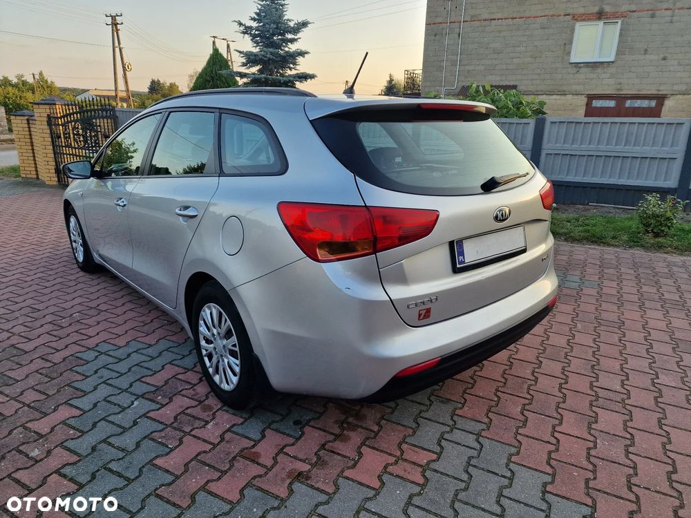 Kia Ceed Cee'd 1.6 CRDi M - 5