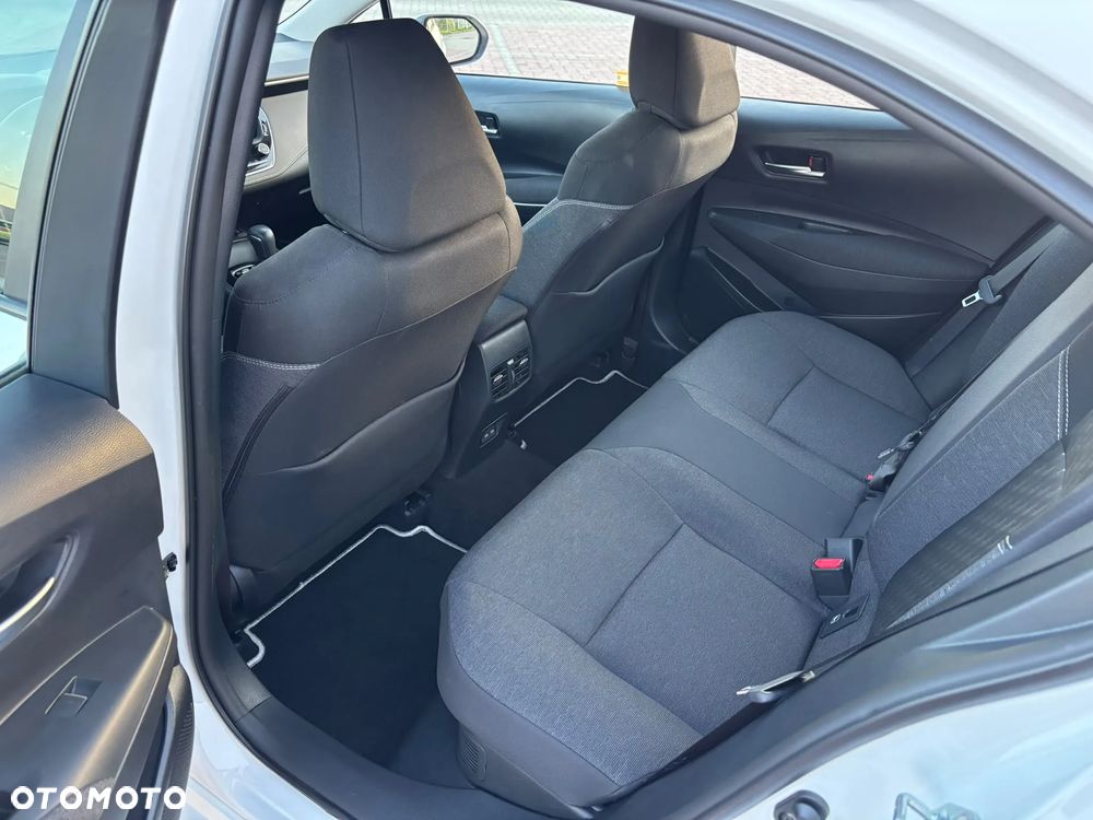 Toyota Corolla 1.8 Hybrid Comfort - 25
