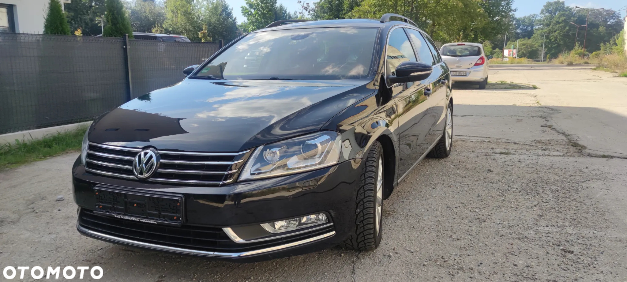 Volkswagen Passat 2.0 TDI Comfortline - 13