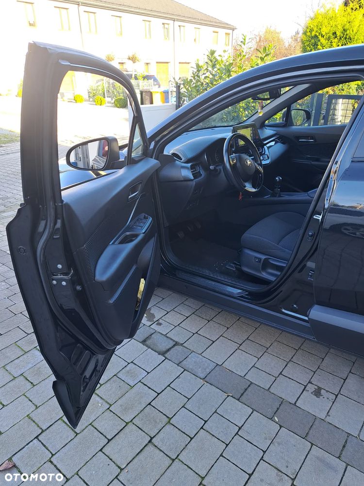 Toyota C-HR 1.2 T Active - 12