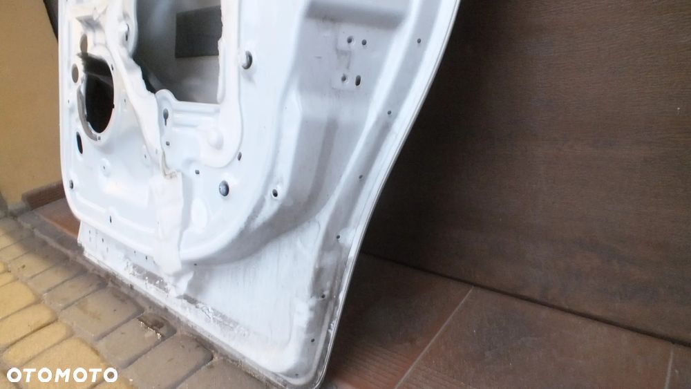 Drzwi przesuwne prawe Fiat Doblo III , Berlingo Pro Ace - 10