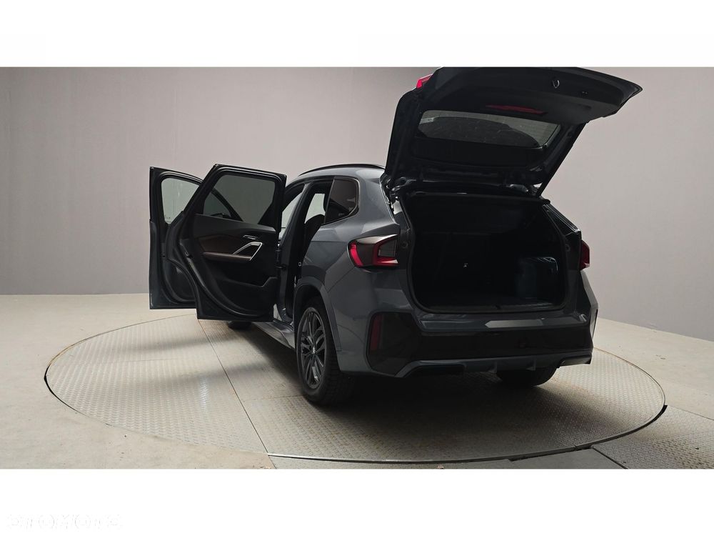 BMW X1 - 11