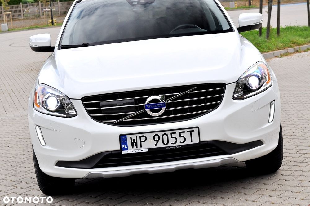 Volvo XC 60 T5 AWD Inscription - 12