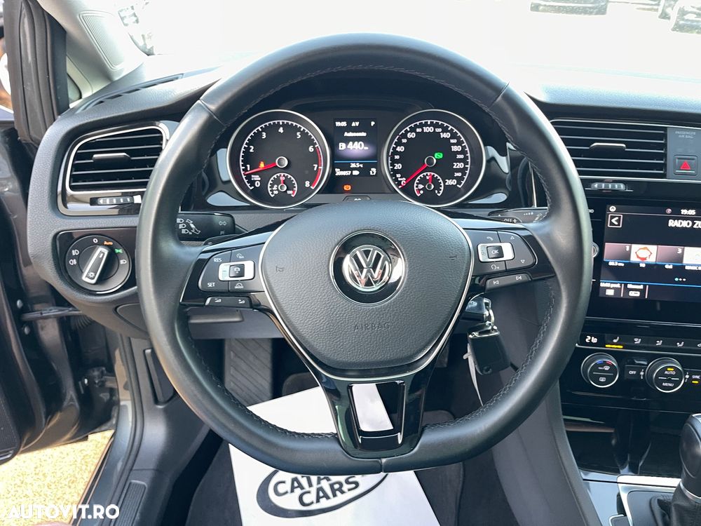 Volkswagen Golf 1.4 TSI (BlueMotion Technology) DSG Highline - 38