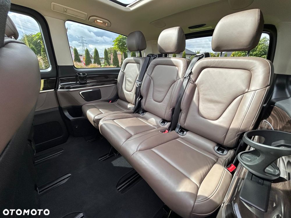 Mercedes-Benz Klasa V 300 d 4-Matic Avantgarde 9G-Tronic (długi) - 33