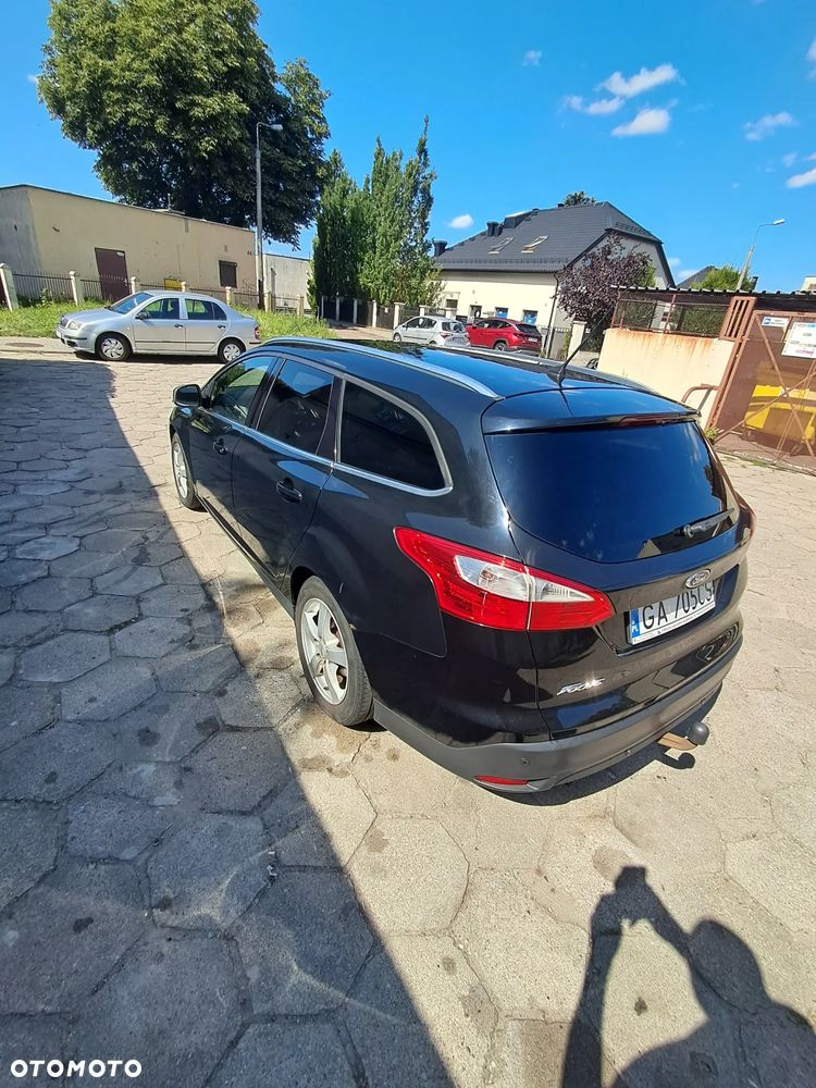Ford Focus 1.6 TDCi DPF Start-Stopp-System SYNC Edition - 4