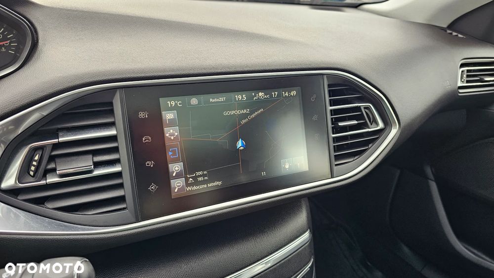 Peugeot 308 1.2 PureTech Allure S&S - 6