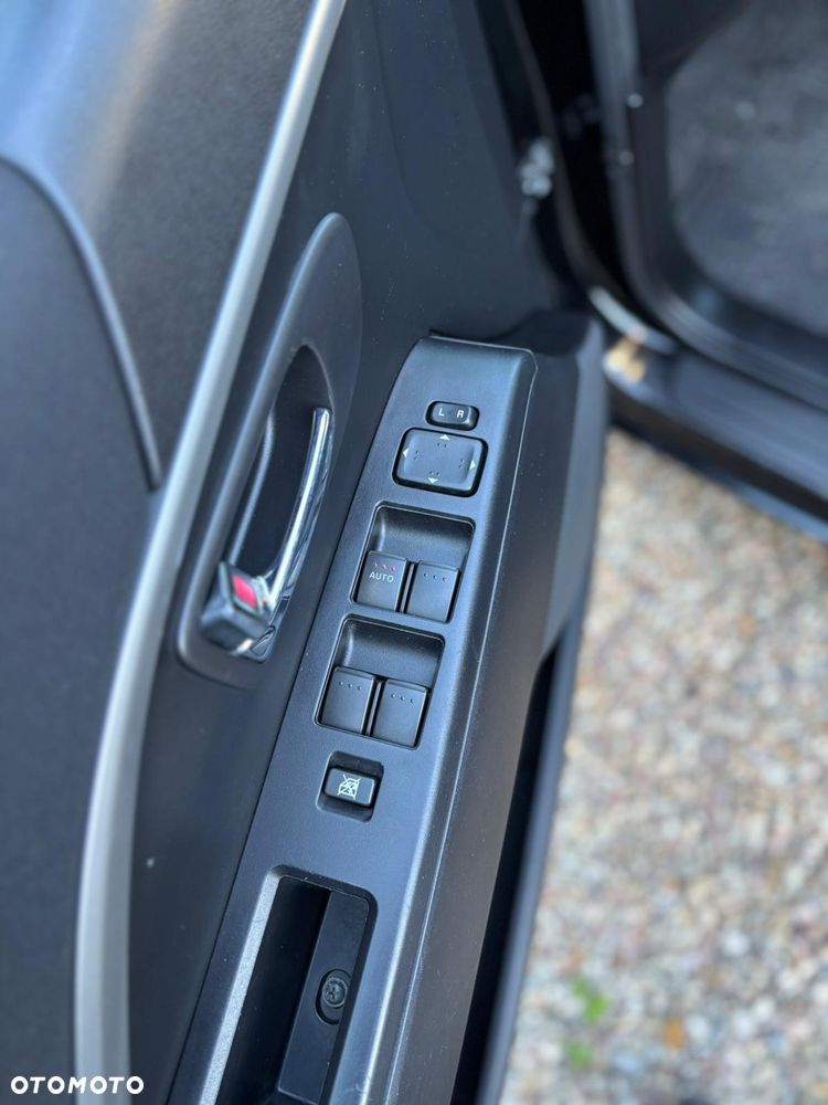 Mazda 5 1.8 Exclusive + - 18