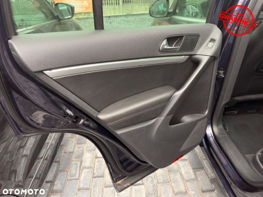 Volkswagen Tiguan - 31