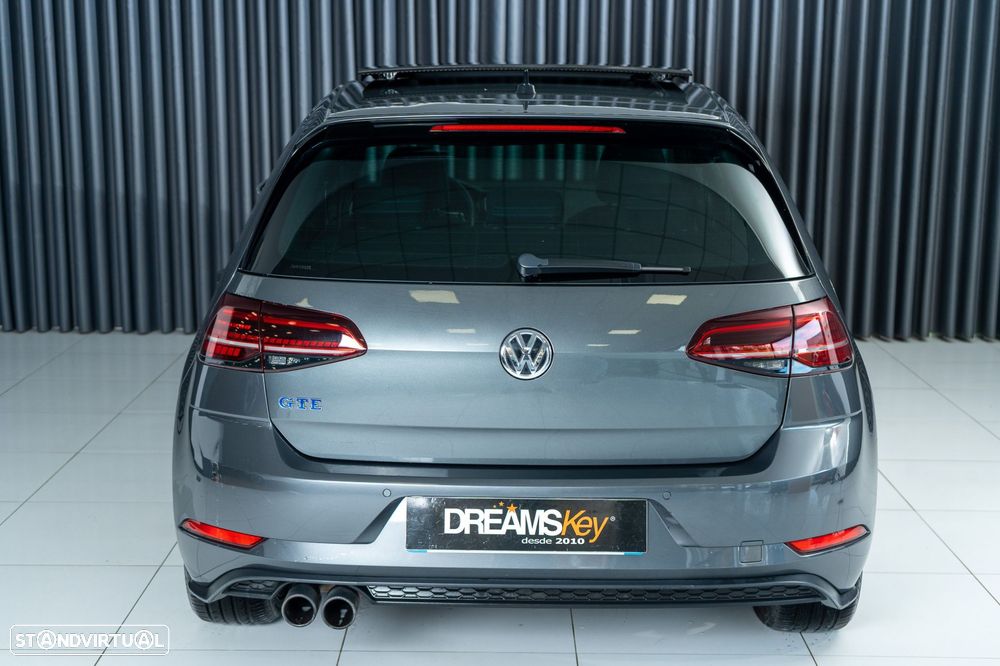 VW Golf 1.4 GTE Plug-In-Hybrid DSG - 2