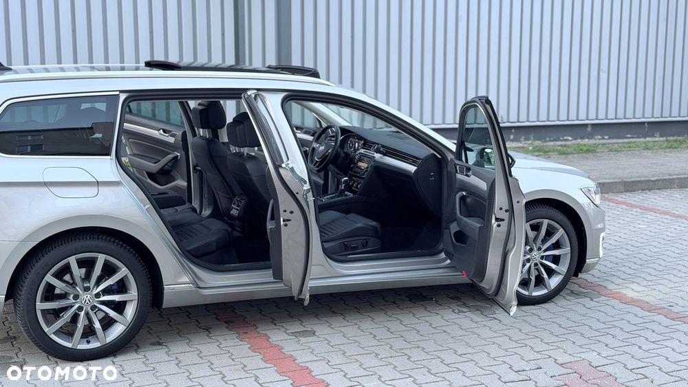Volkswagen Passat - 17