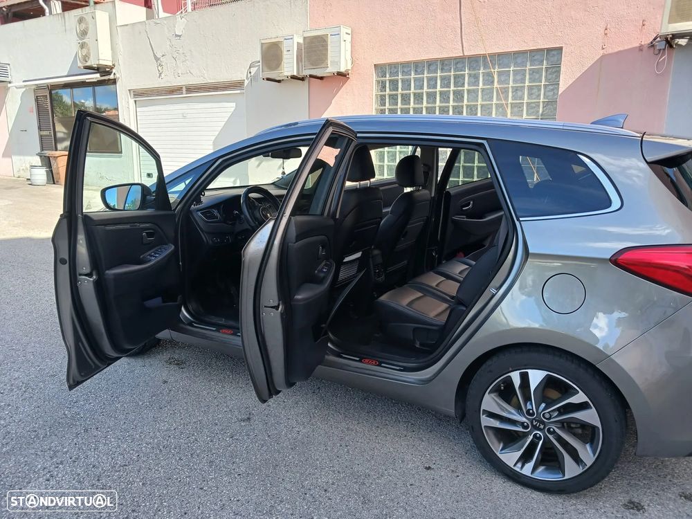 Kia Carens 1.7 CRDi ISG TX - 3