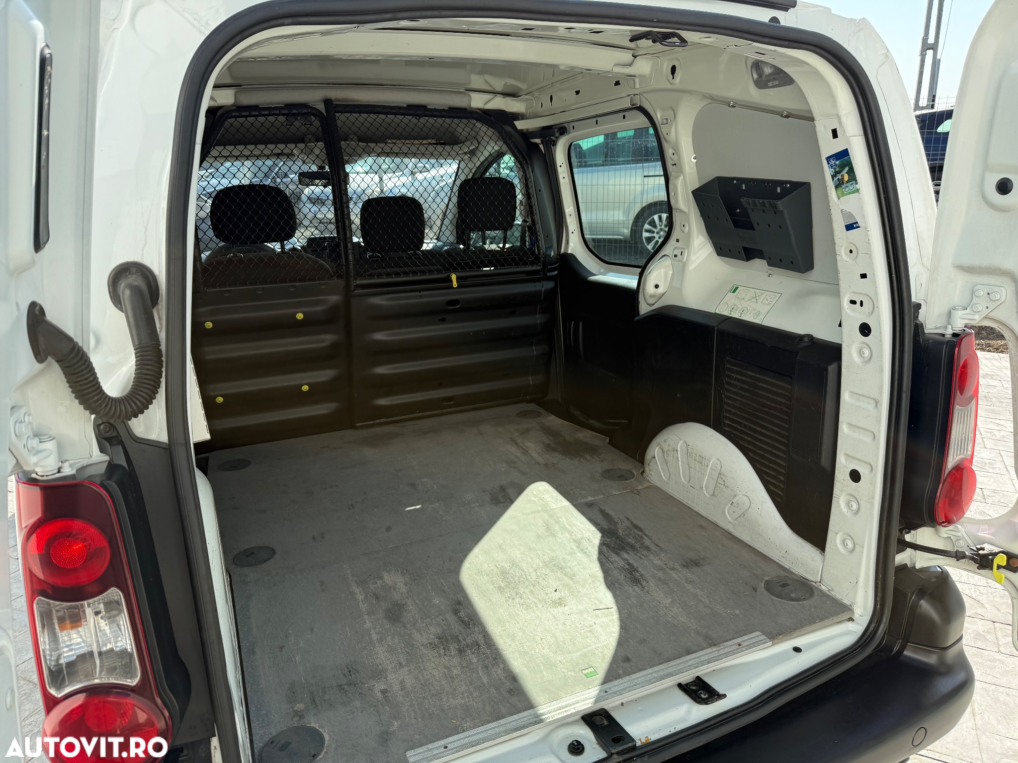 Peugeot Partner 1.6 BlueHDi 100 L2 Pro - 3