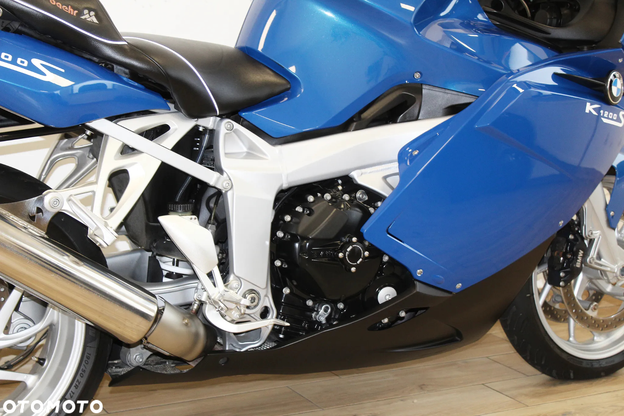 BMW K - 9