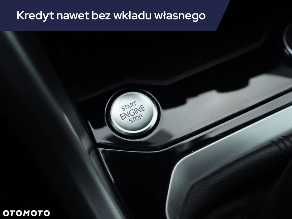 Volkswagen T-Roc - 23