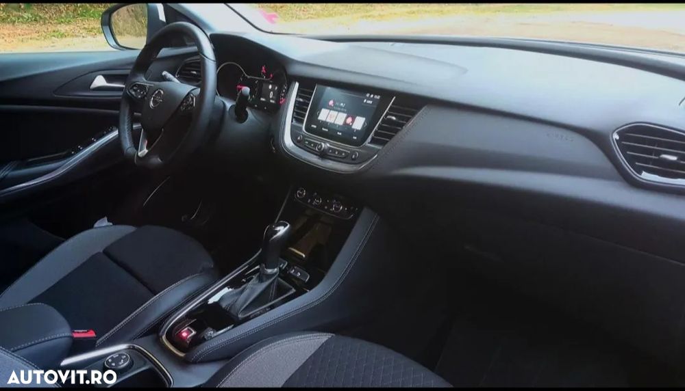 Opel Grandland X 1.2 Turbo START/STOP Innovation Aut. - 6