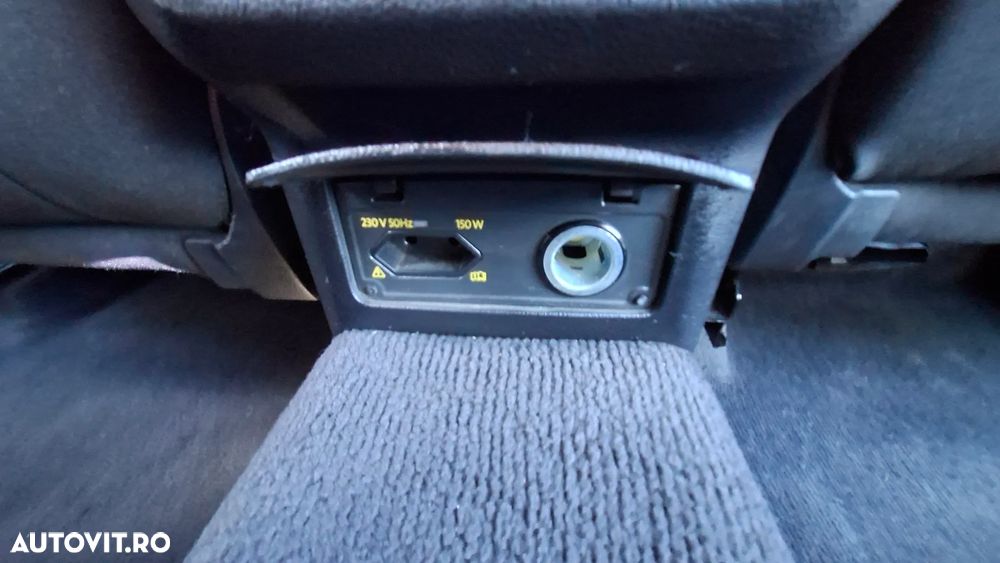 Volkswagen Passat Variant 2.0 TDI DSG Highline - 8