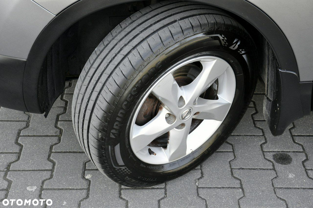 Nissan Qashqai 1.6 visia - 9