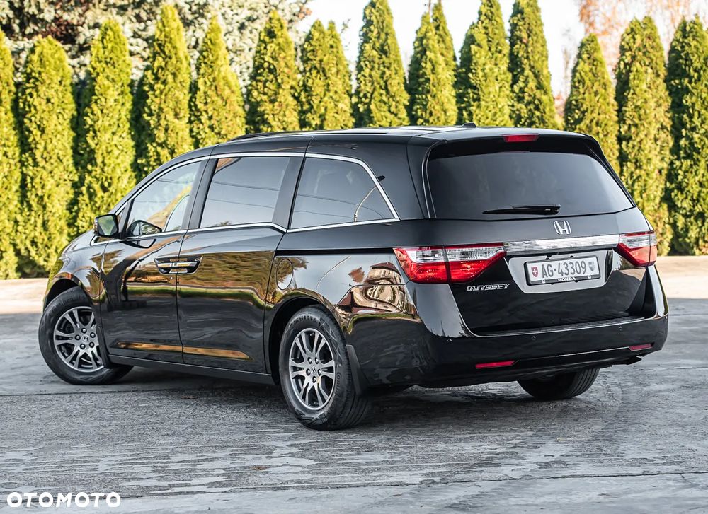 Honda Odyssey 3.5 LX - 9